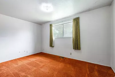 801 E 700 N, Layton, UT 84041 - Photo 15