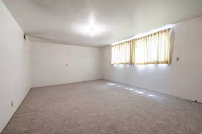801 E 700 N, Layton, UT 84041 - Photo 21