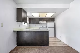 801 E 700 N, Layton, UT 84041 - Photo 5