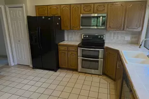 2037 S Mapleview Dr E, Bountiful, UT 84010 - Photo 3
