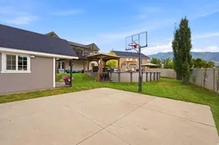 1681 W Farm Meadow Rd, Farmington, UT 84025 - Photo 69