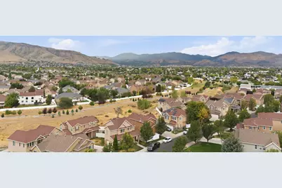 5053 W London Bay Dr S, Riverton, UT 84096 - Photo 27