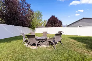 208 W 1600 N, Layton, UT 84041 - Photo 29