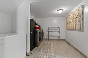 208 W 1600 N, Layton, UT 84041 - Photo 23