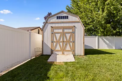 208 W 1600 N, Layton, UT 84041 - Photo 29