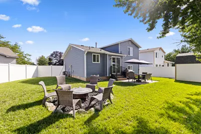 208 W 1600 N, Layton, UT 84041 - Photo 25
