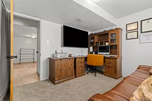 208 W 1600 N, Layton, UT 84041 - Photo 19