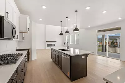 1601 S 870 W #129, Provo, UT 84601 - Photo 11