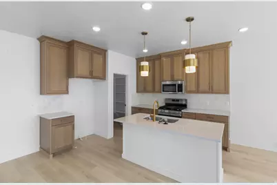 1876 W Rivergate Dr, Logan, UT 84321 - Photo 3