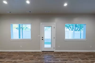 308 N Canterbury Way, Clearfield, UT 84015 - Photo 13