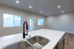 308 N Canterbury Way, Clearfield, UT 84015 - Photo 11