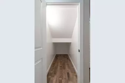 308 N Canterbury Way, Clearfield, UT 84015 - Photo 7