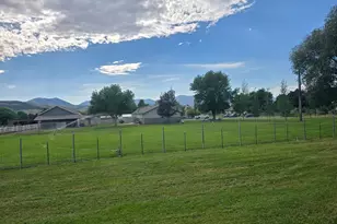 180 E 9100 S, Paradise, UT 84328 - Photo 33