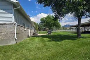 180 E 9100 S, Paradise, UT 84328 - Photo 31