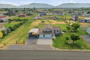 5594 S 6950 W, Hooper, UT 84315 - Photo 33