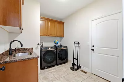 1662 S Country Ln, Lehi, UT 84043 - Photo 15
