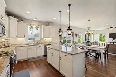 14823 S Birkdale Cir W, Herriman, UT 84096 - Photo 9