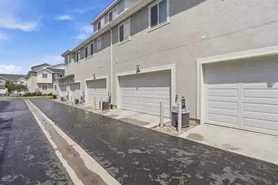 15191 S Reins Way, Bluffdale, UT 84065 - Photo 29