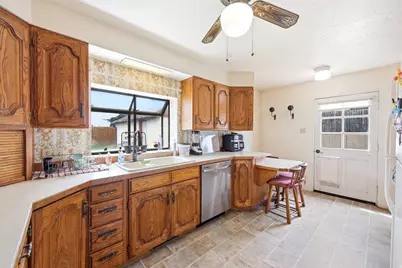 287 S 400 W, Tooele, UT 84074 - Photo 5
