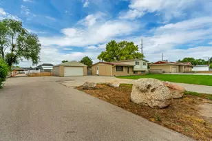 2659 W 7000 S, West Jordan, UT 84084 - Photo 3