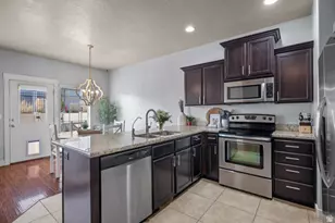 146 E Carbonell Way, Saratoga Springs, UT 84045 - Photo 7