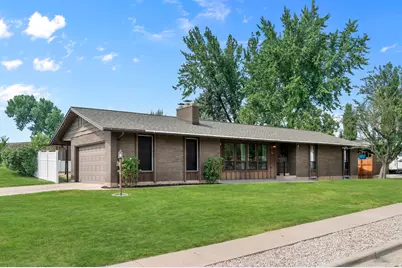 806 Vista Dr, South Ogden, UT 84403 - Photo 1