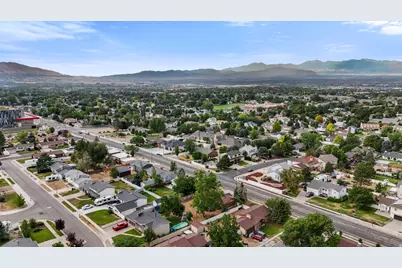 10865 S 1000 E, Sandy, UT 84094 - Photo 27