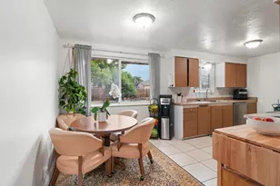 10865 S 1000 E, Sandy, UT 84094 - Photo 5