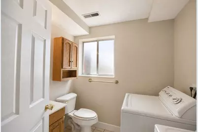 683 W 2400 N, Layton, UT 84041 - Photo 19