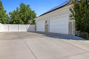 5976 W Woodshire Ln, Highland, UT 84003 - Photo 31