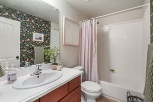 1454 E Tuscan Oak Way, Sandy, UT 84092 - Photo 17