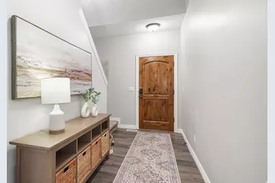 1454 E Tuscan Oak Way, Sandy, UT 84092 - Photo 9