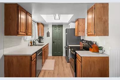 1319 Rainbow Cir, Layton, UT 84040 - Photo 11