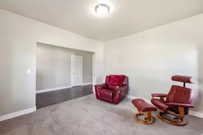 344 E 700 N, Springville, UT 84663 - Photo 9