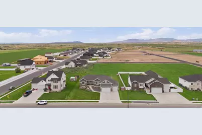 3237 S 5100 W, Hooper, UT 84315 - Photo 25