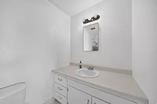 587 Julep Dr, Salt Lake City, UT 84107 - Photo 21