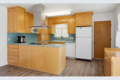 188 E 9140 S, Sandy, UT 84070 - Photo 9