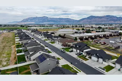 3032 S 2125 W, West Haven, UT 84401 - Photo 61