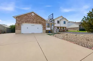 316 S 550 W, Layton, UT 84041 - Photo 3