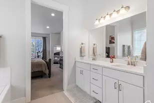 13611 S Conie Bell Dr, Herriman, UT 84096 - Photo 9