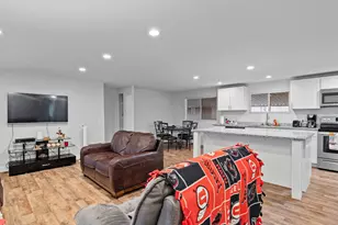 779 W Monte Bella S, Taylorsville, UT 84123 - Photo 9