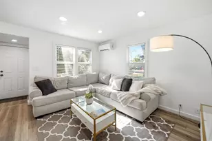 457 S Post St, Salt Lake City, UT 84104 - Photo 3