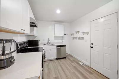457 S Post St, Salt Lake City, UT 84104 - Photo 9