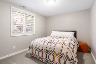 4049 E Prospector Dr S, Cottonwood Heights, UT 84121 - Photo 47