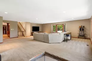 4049 E Prospector Dr S, Cottonwood Heights, UT 84121 - Photo 27