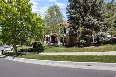 4049 E Prospector Dr S, Cottonwood Heights, UT 84121 - Photo 53