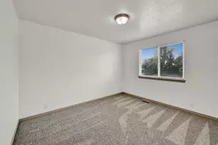 1047 S 750 E, Kaysville, UT 84037 - Photo 23