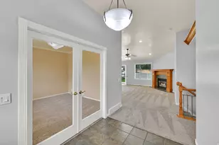 1047 S 750 E, Kaysville, UT 84037 - Photo 5