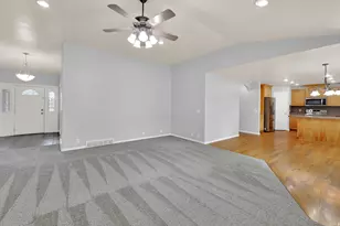 1047 S 750 E, Kaysville, UT 84037 - Photo 11