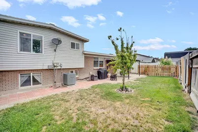 4971 W Choctaw Ave, West Valley, UT 84120 - Photo 17